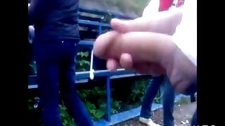 Grabežljiva mama uči ...